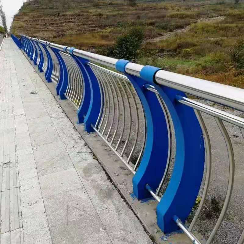 不銹鋼復(fù)合管護欄