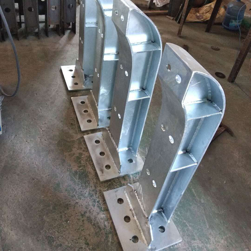 護欄立柱，橋梁護欄支架