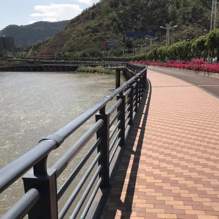 河道護(hù)欄001