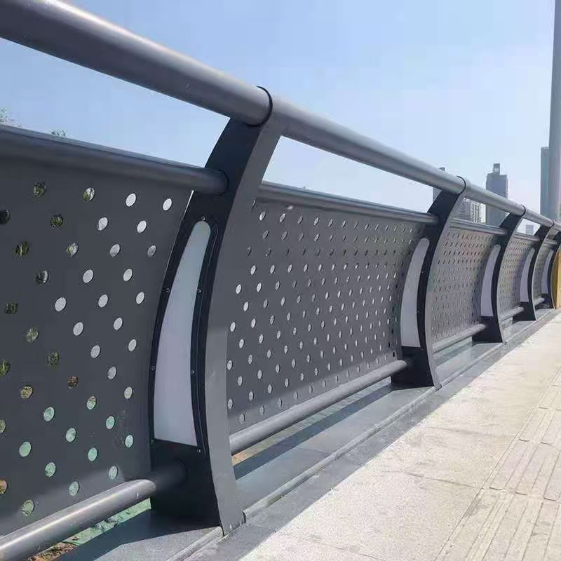 橋梁護欄